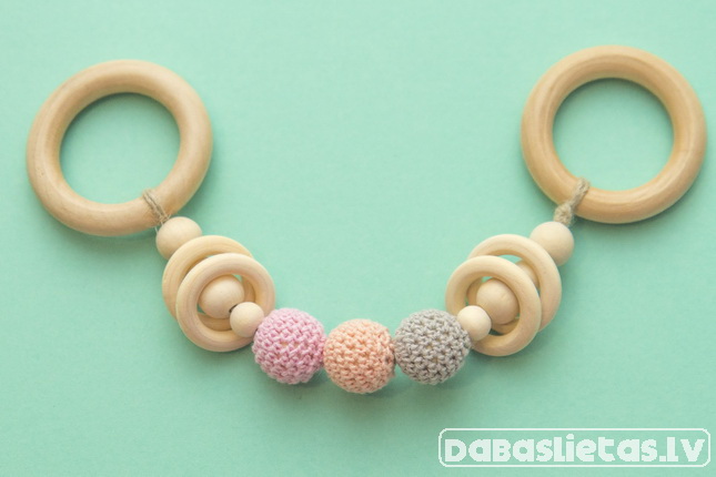 pirmais-grabulis-grauzamrinkis-koka-tamborets-ar-lina-auklu-attistosa-rotallieta-raudzibas